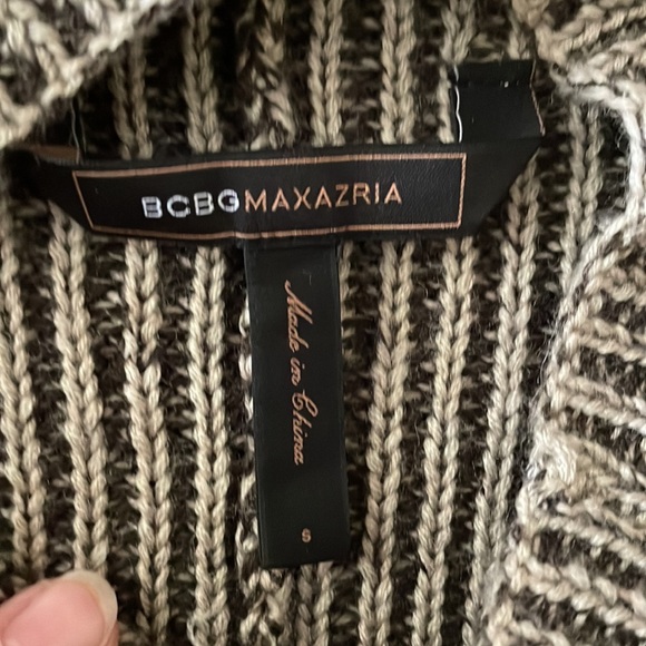 BCBG max Azria, tulip shaped super soft comfortable knit dress, brown, size S - Picture 2 of 10